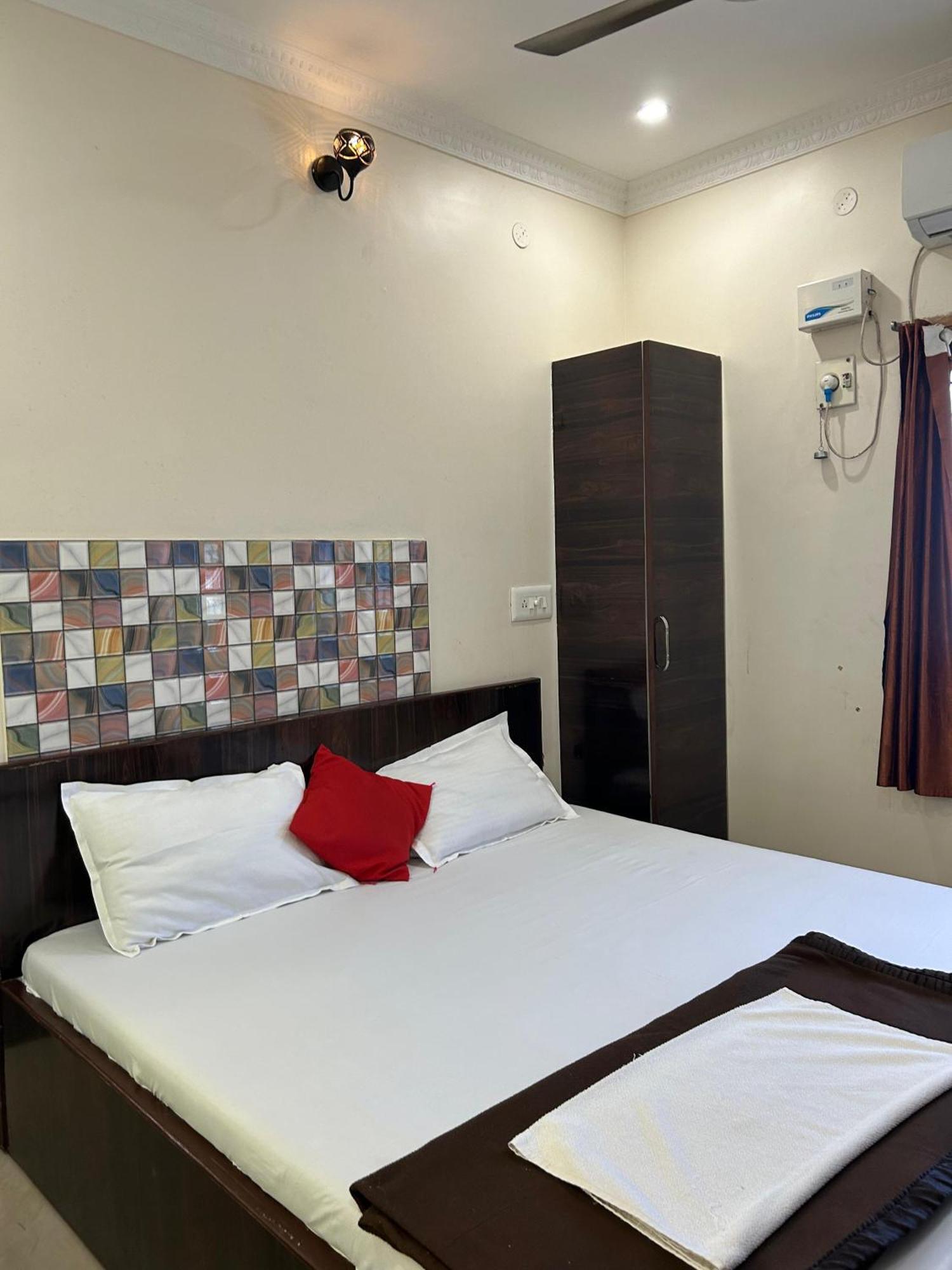 Hotel Arun Park Mahabalipuram Buitenkant foto
